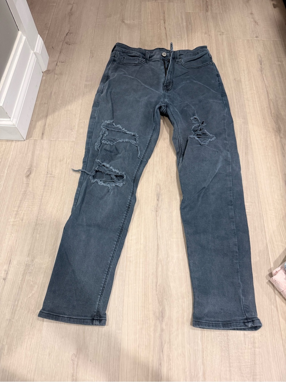 American Eagle Outfitters Charcoal Gray Super Stretch Jeans